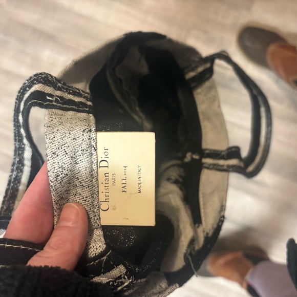Christian Dior NYC to Paris Tote Bag - Picture 5 of 6